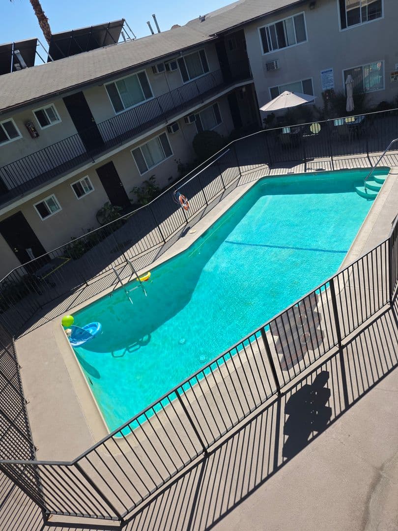 Glendale Apartment: 812 S. Glendale Avenue