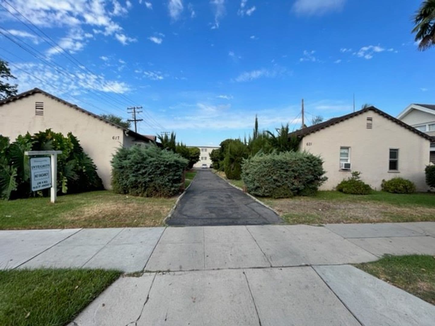 Glendale Apartment: 617-621 N. Columbus Avenue