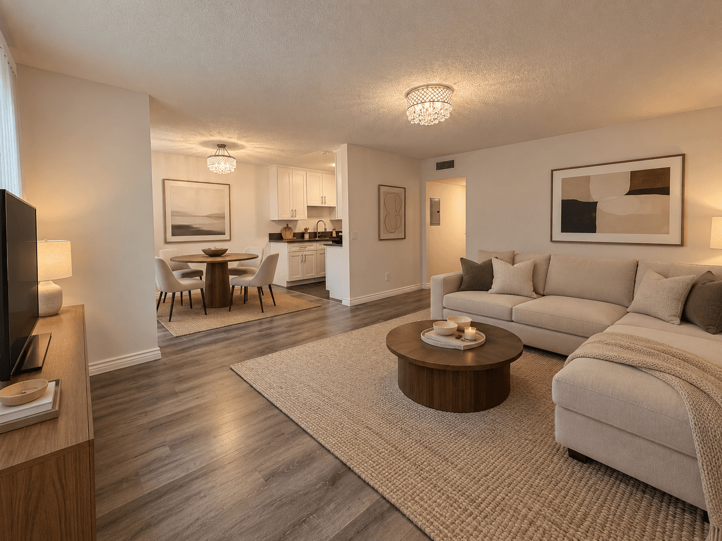 Glendale Apartment: 512 Griswold Street