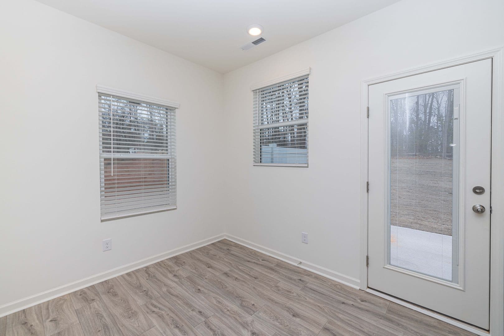 Salisbury House: 463 Kincaid Rd