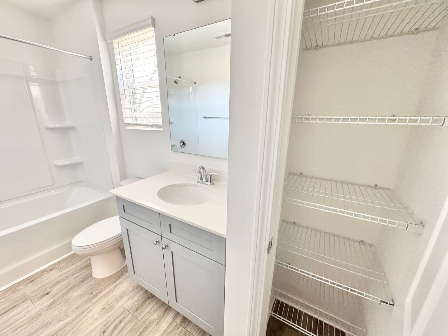 Salisbury House: 1425 Stork Drive