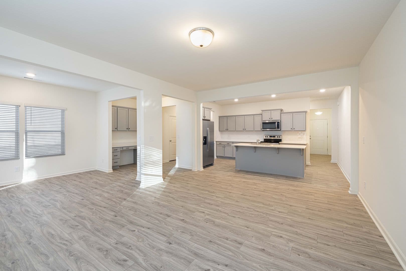 Statesville House: 104 Lorcan Ln