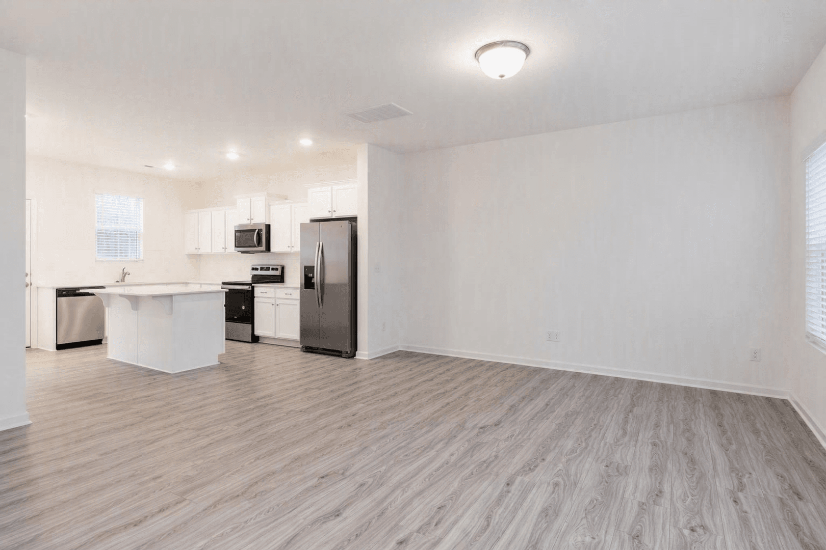 Salisbury House: 463 Kincaid Rd