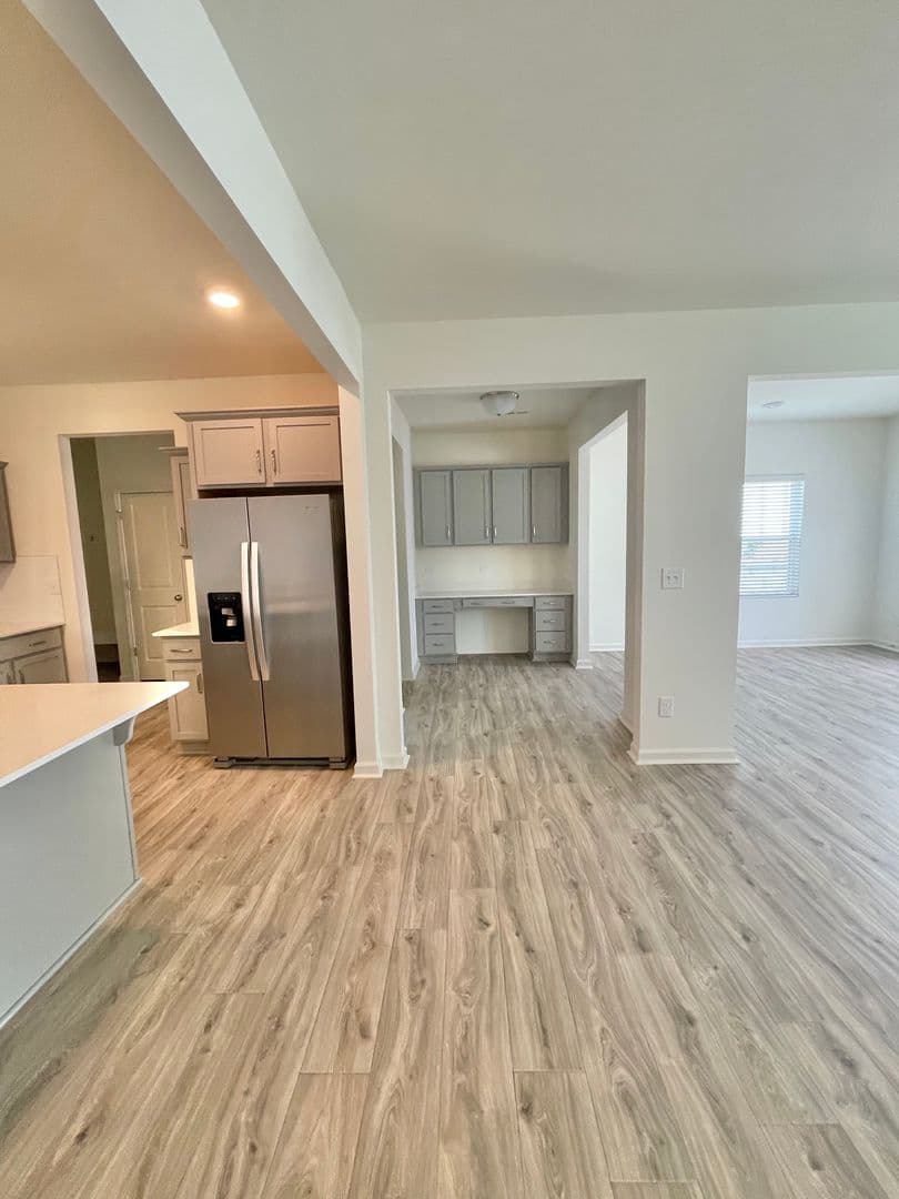 Statesville House: 104 Lorcan Ln