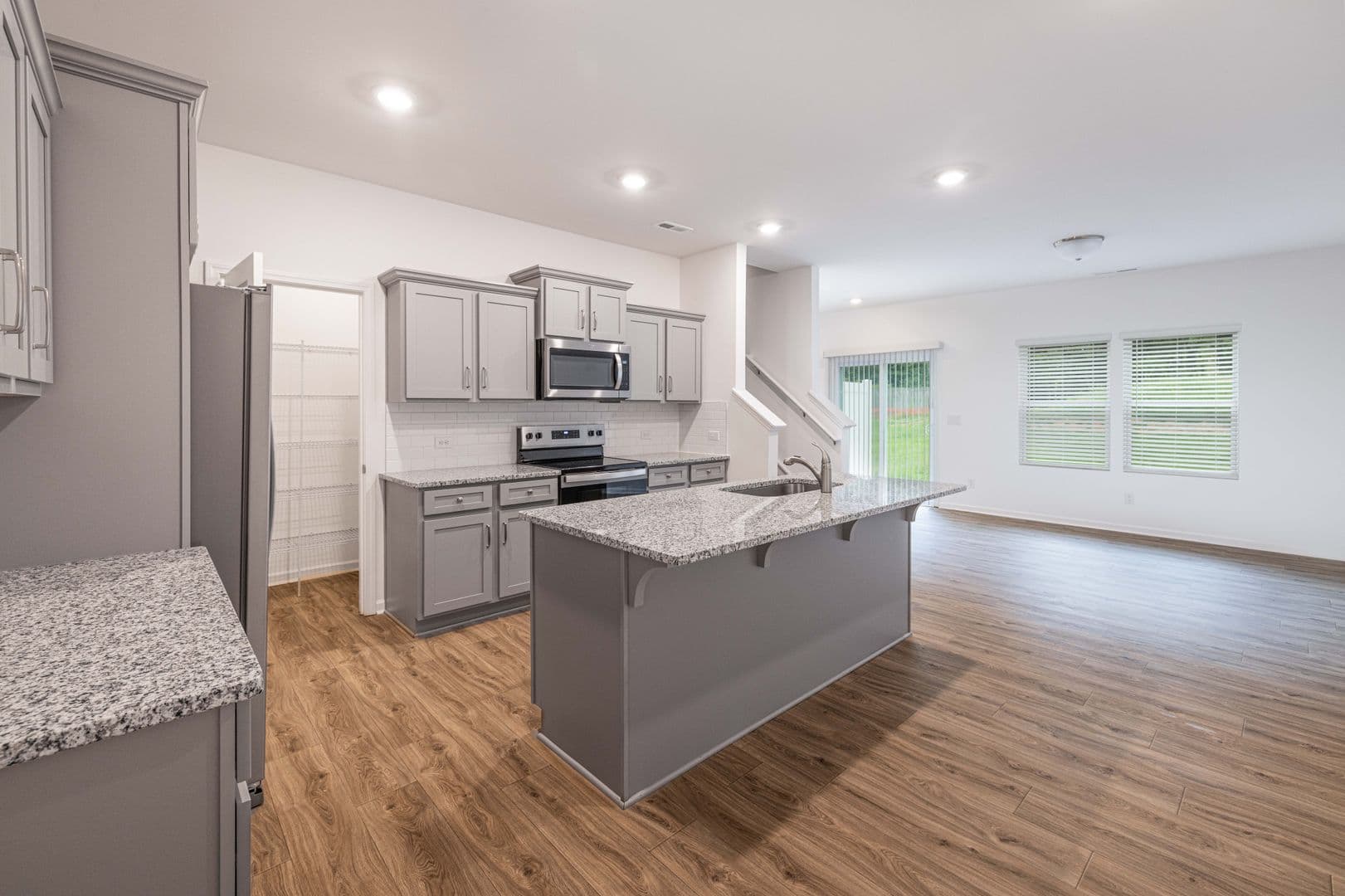 Albemarle Townhome: 609 Elizabeth Avenue