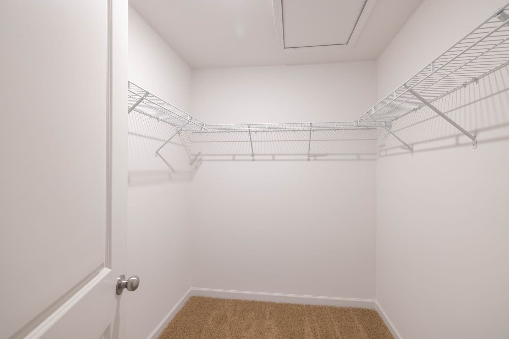 Albemarle Townhome: 609 Elizabeth Avenue