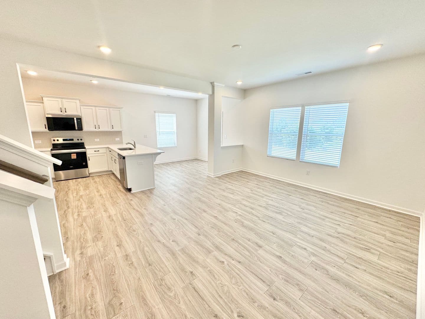 Salisbury House: 1425 Stork Drive