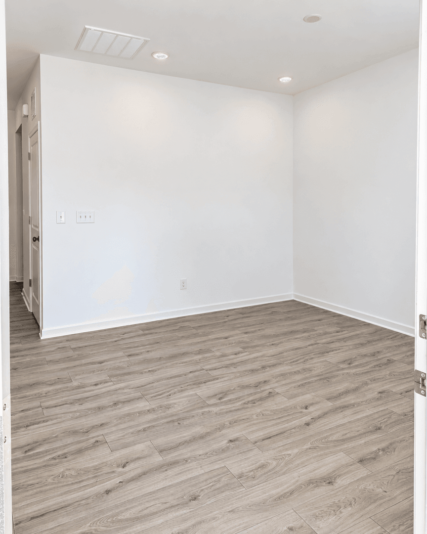 Pineville House: 13162 Dorman Rd