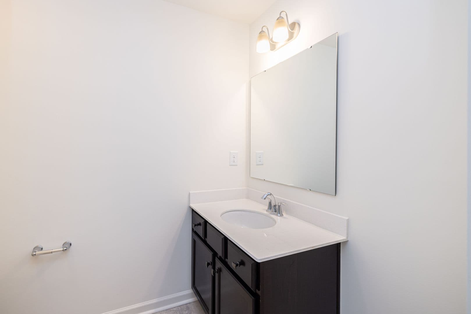 Statesville Townhome: 106 Lorcan Ln