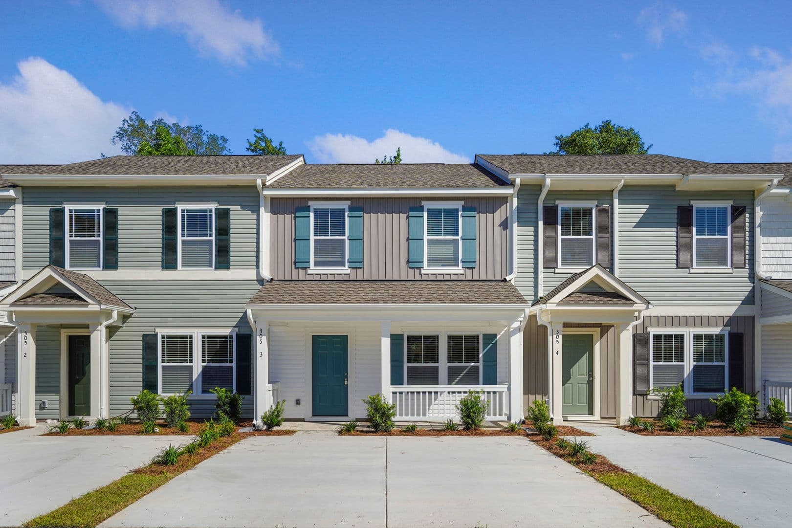 Little River Townhome: 209 Banbury Lane