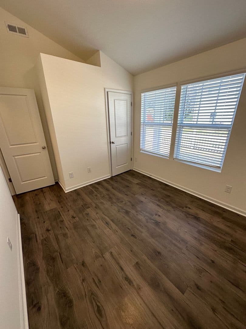 Charlotte House: 3218 Capitol Drive