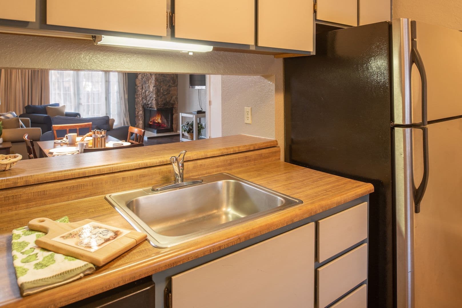 Sparks Apartment: 202 Nichols Boulevard
