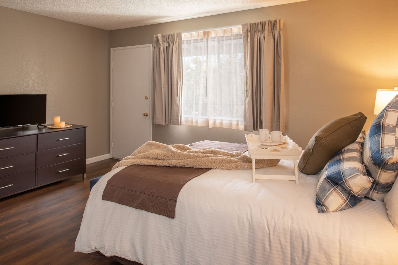 Sparks Apartment: 202 Nichols Boulevard
