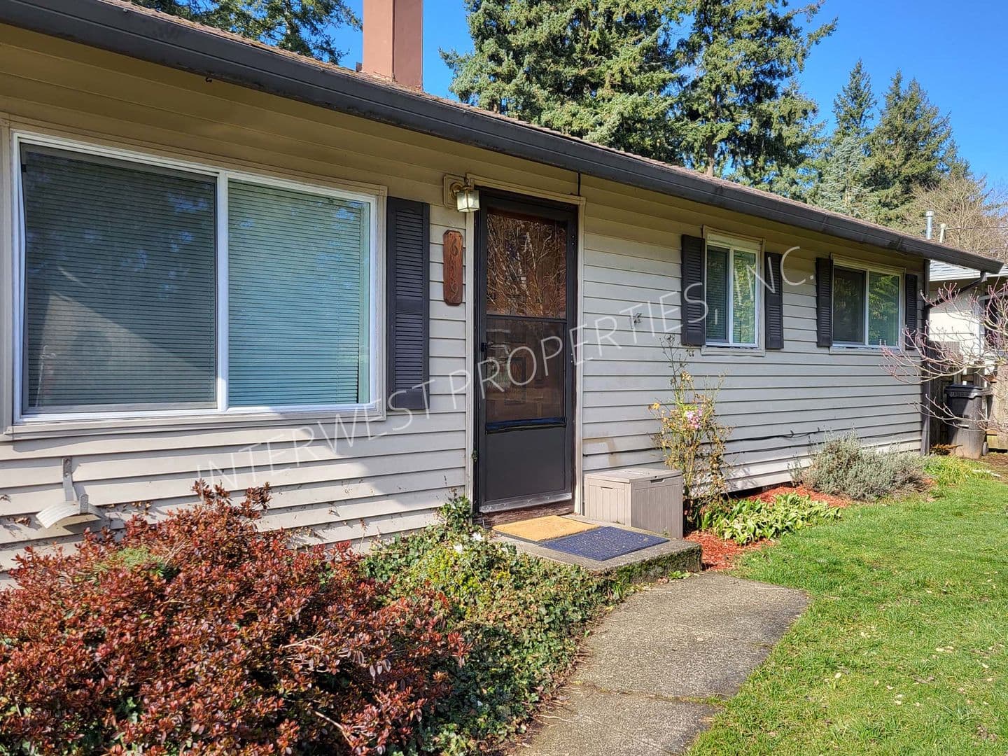 PORTLAND House: 619 NE 117TH AVENUE