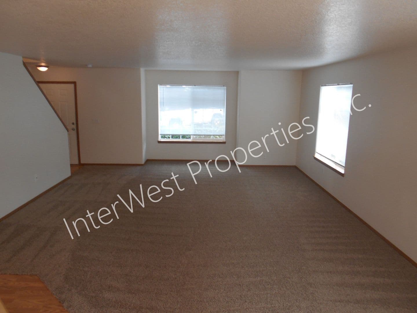 TROUTDALE Apartment: 1663 -- 1671 SW CHERRY PARK RD