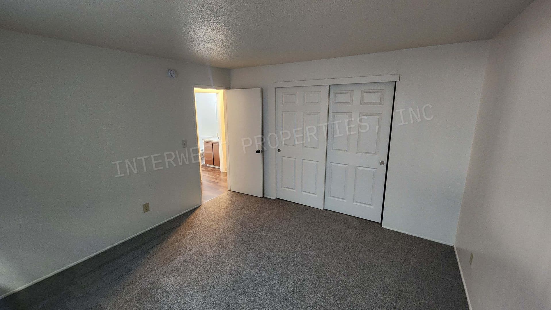 PORTLAND Apartment: TERRA TABOR APTS