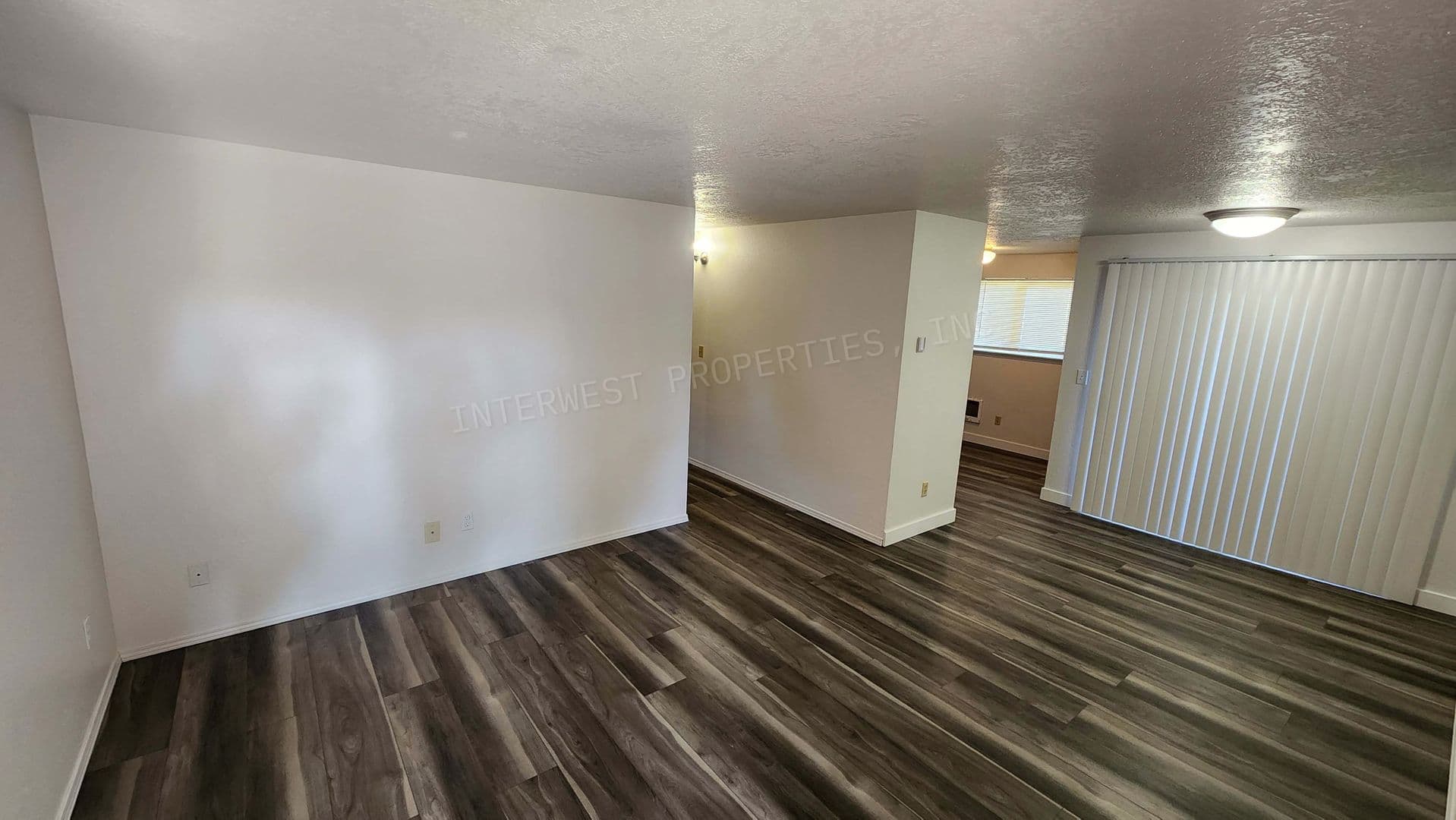 PORTLAND Apartment: 8231 N. FESSENDEN ST.