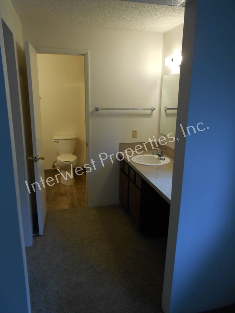 ALOHA Apartment: 6625 --  6627 SW 201ST CT