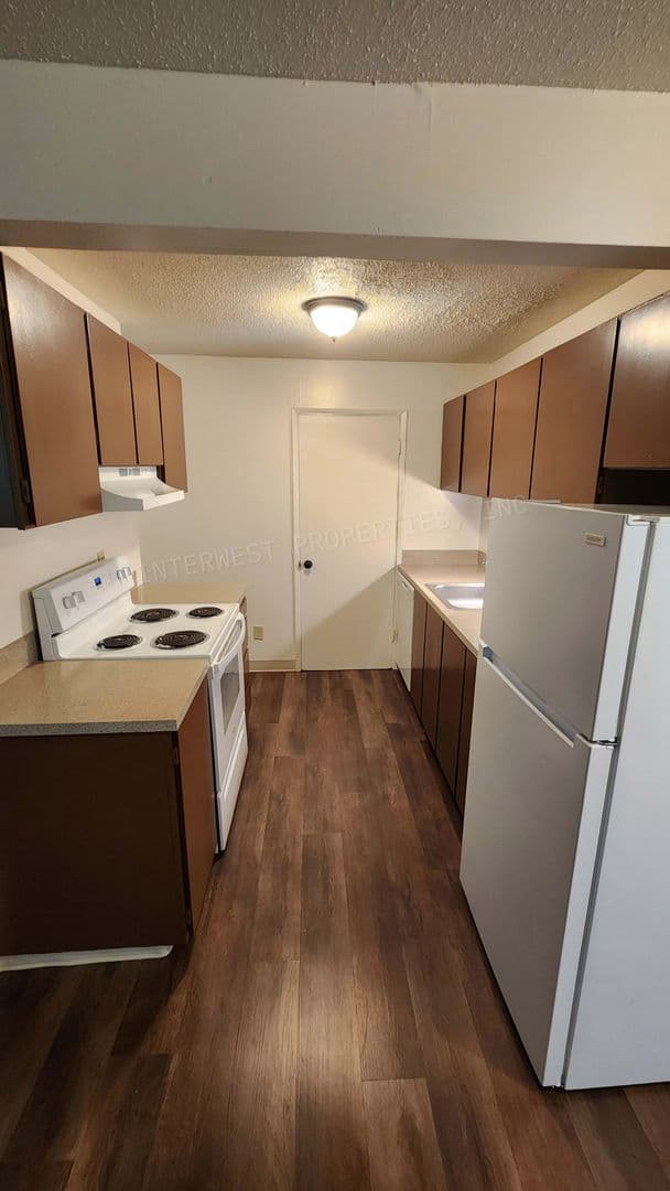 PORTLAND Apartment: TERRA TABOR APTS