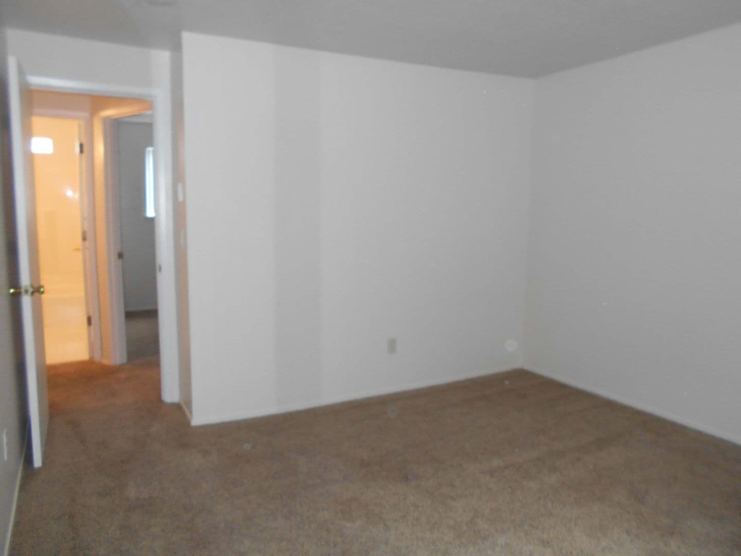 GRESHAM Apartment: CARLIN ROSE APTS