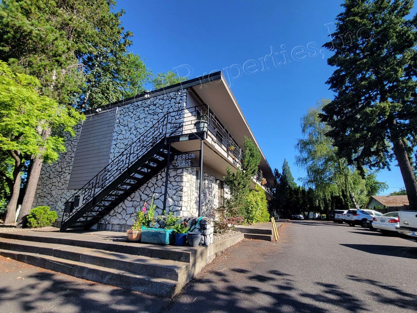 BEAVERTON Apartment: 12175 SW ALLEN BLVD