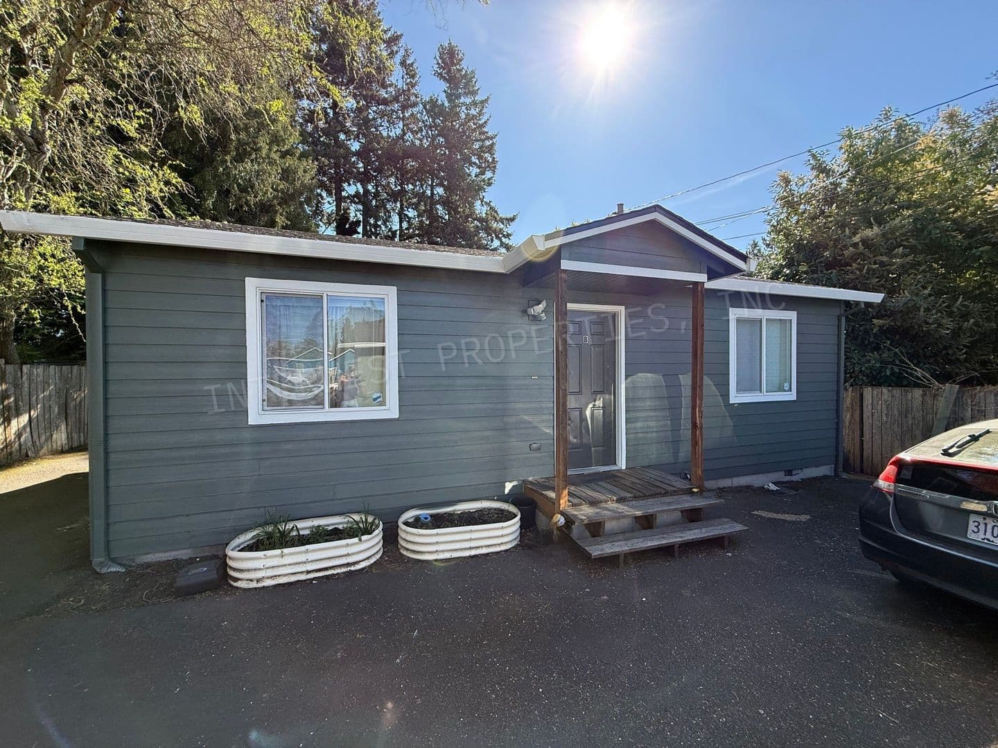 PORTLAND Apartment: 2622 SE 84TH AVE