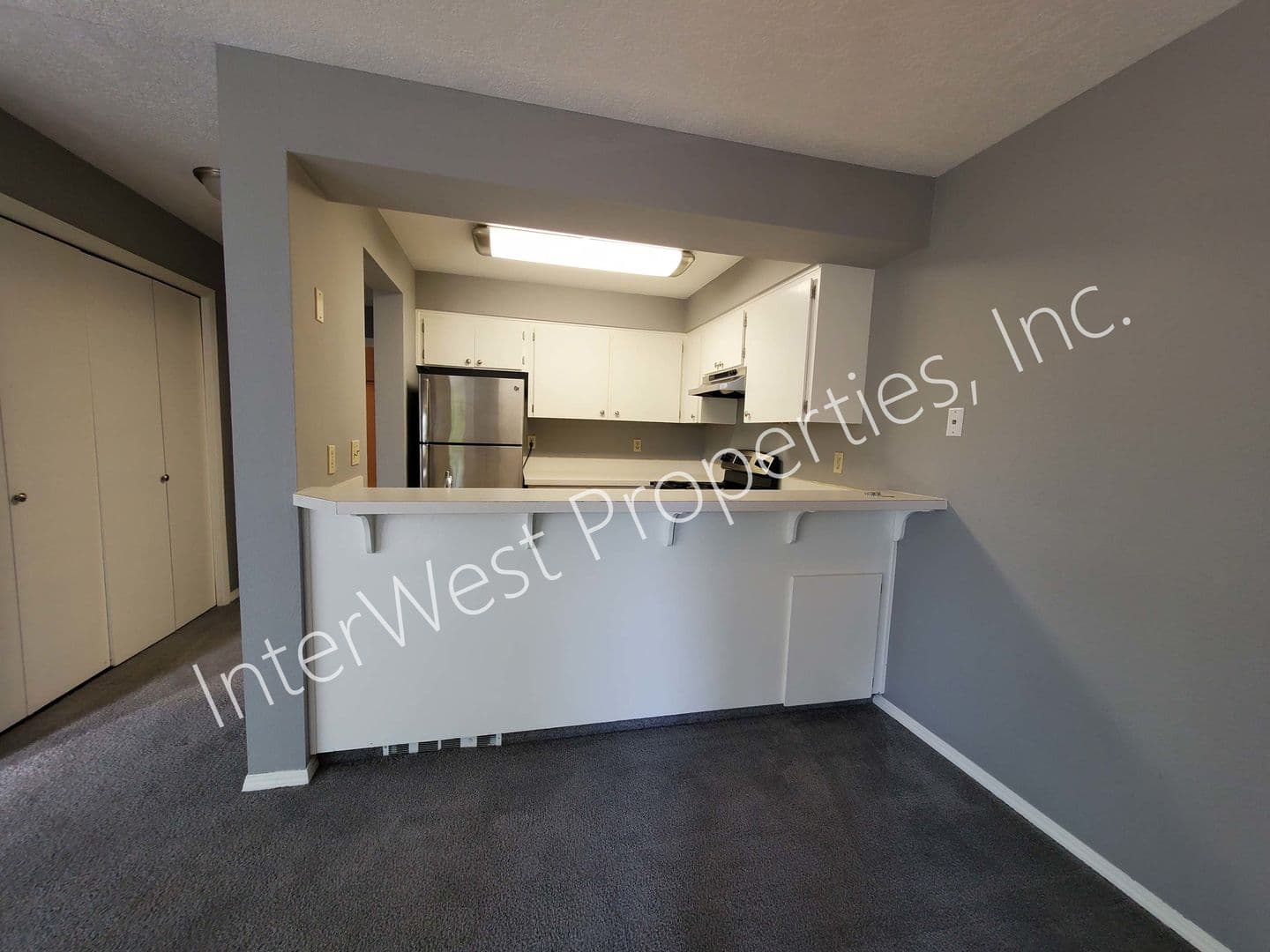 PORTLAND Apartment: 1525 SW 14TH AVE