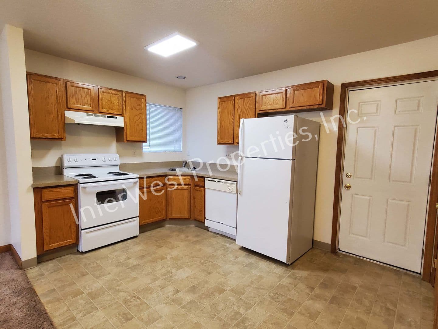 PORTLAND Apartment: 2622 SE 84TH AVE