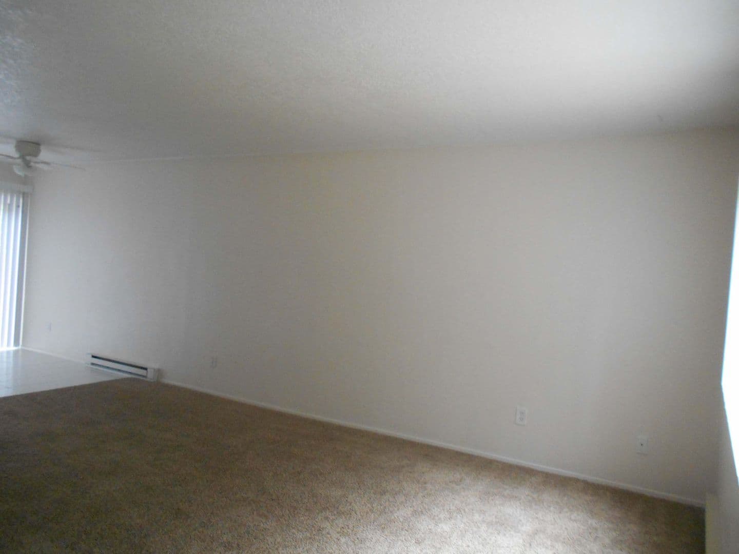 GRESHAM Apartment: CARLIN ROSE APTS