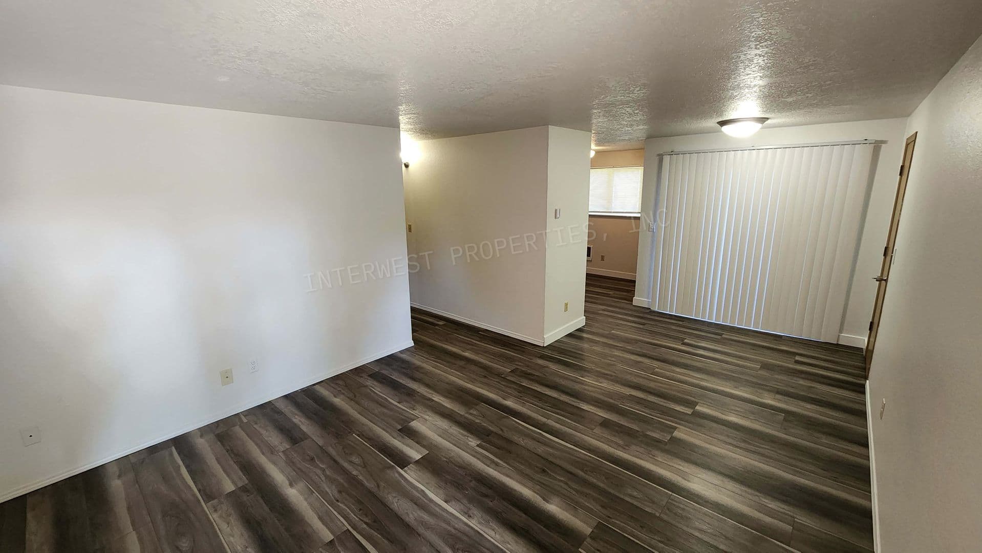 PORTLAND Apartment: 8231 N. FESSENDEN ST.
