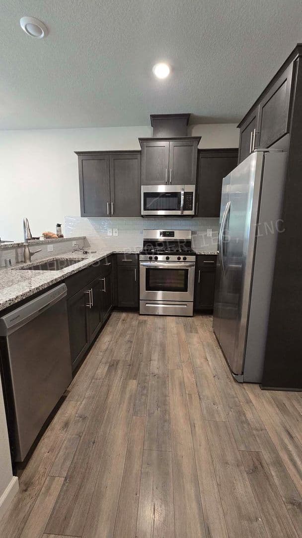 RIDGEFIELD House: 4145 S WATERS EDGE WAY