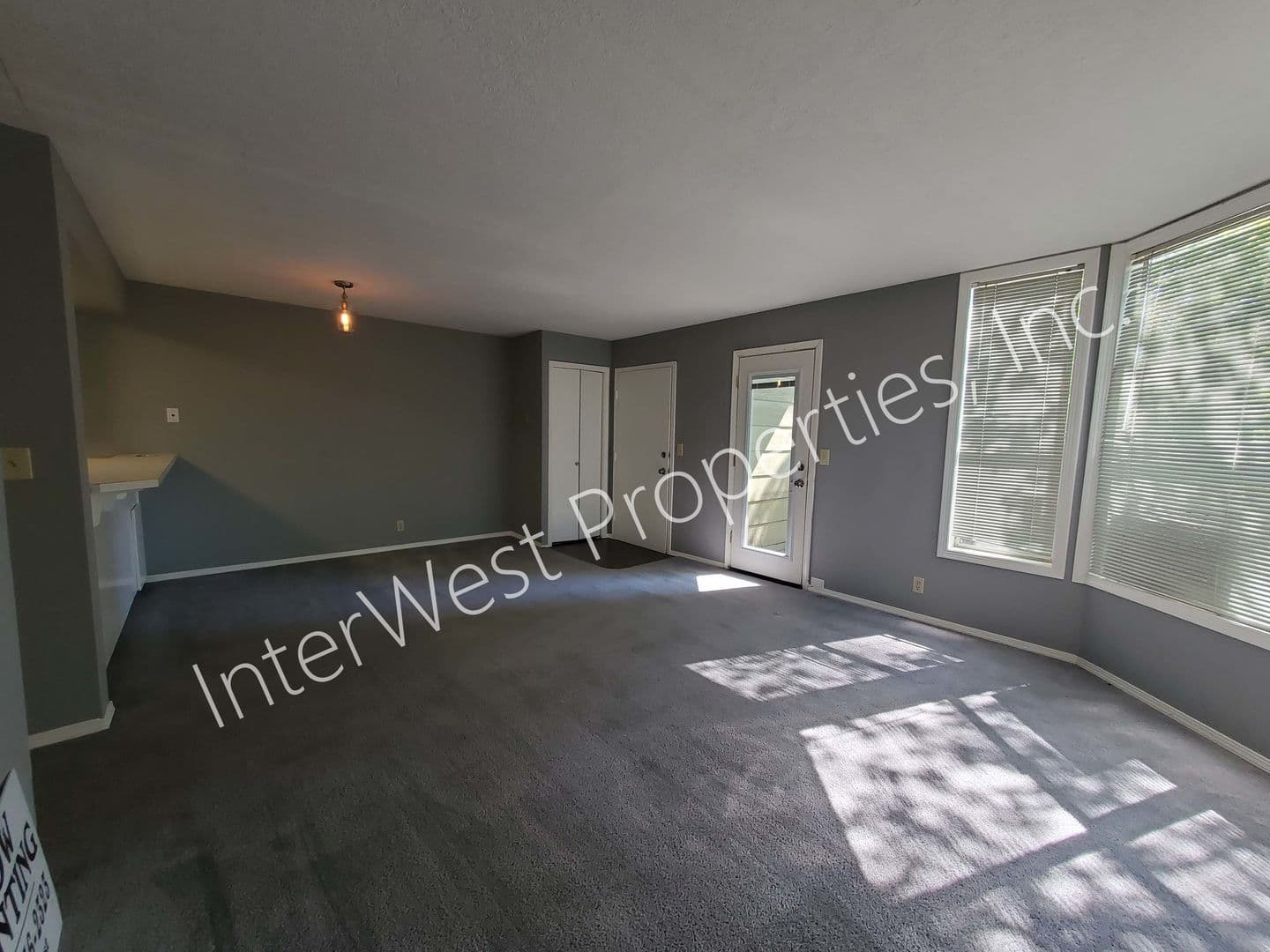 PORTLAND Apartment: 1525 SW 14TH AVE