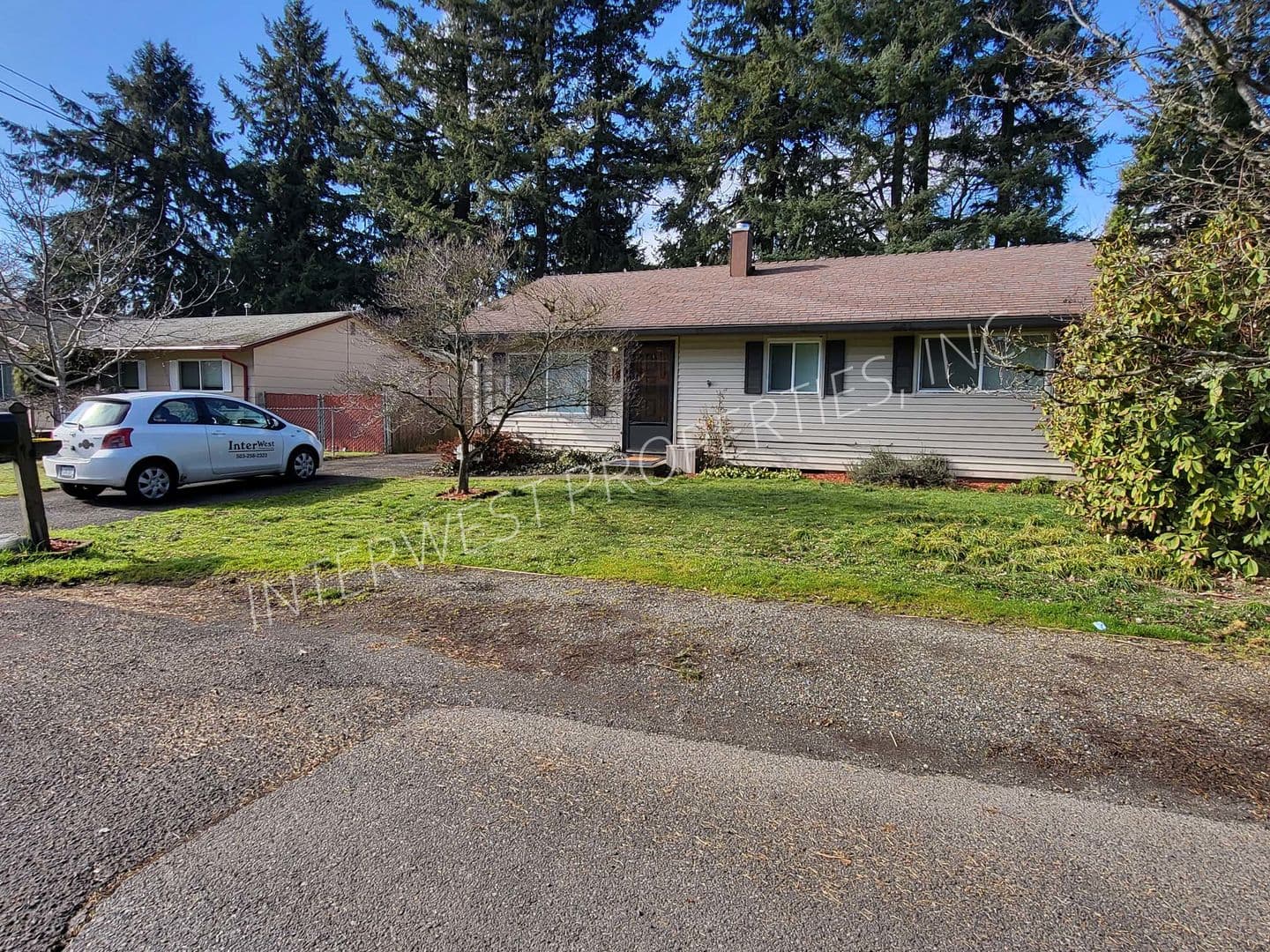 PORTLAND House: 619 NE 117TH AVENUE