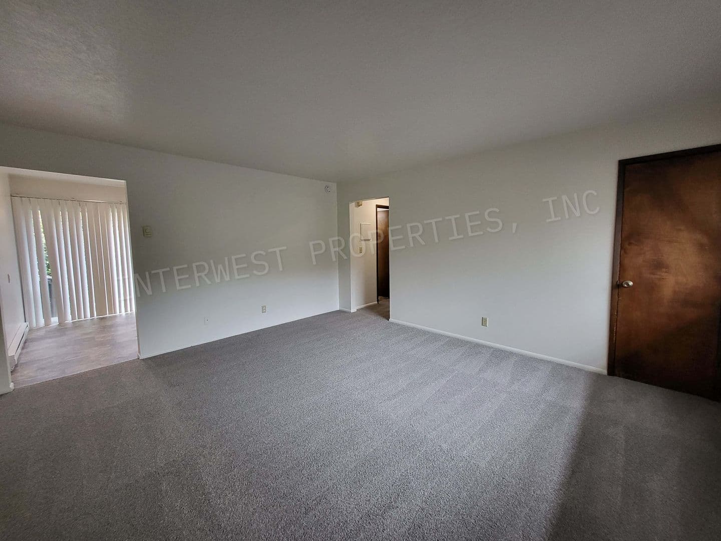 HILLSBORO Apartment: SPRUCE STREET APTS