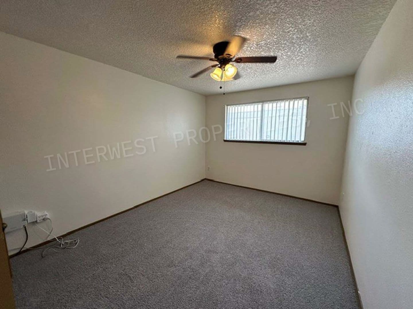 HILLSBORO Apartment: MAPLETREE APTS