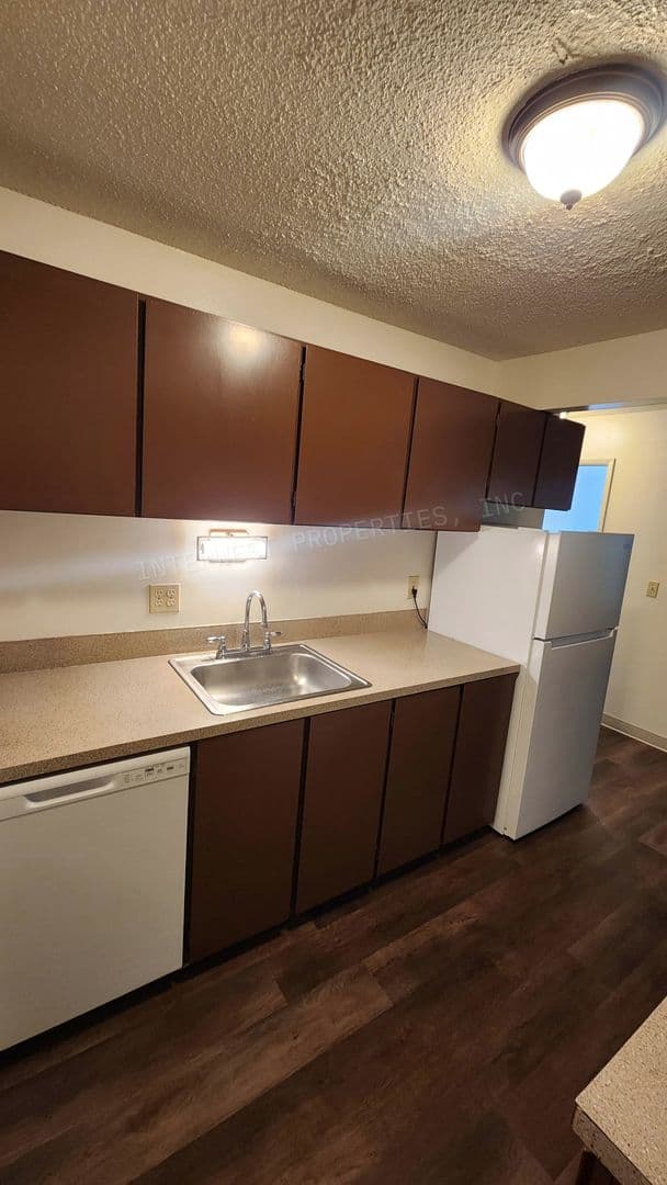 PORTLAND Apartment: TERRA TABOR APTS