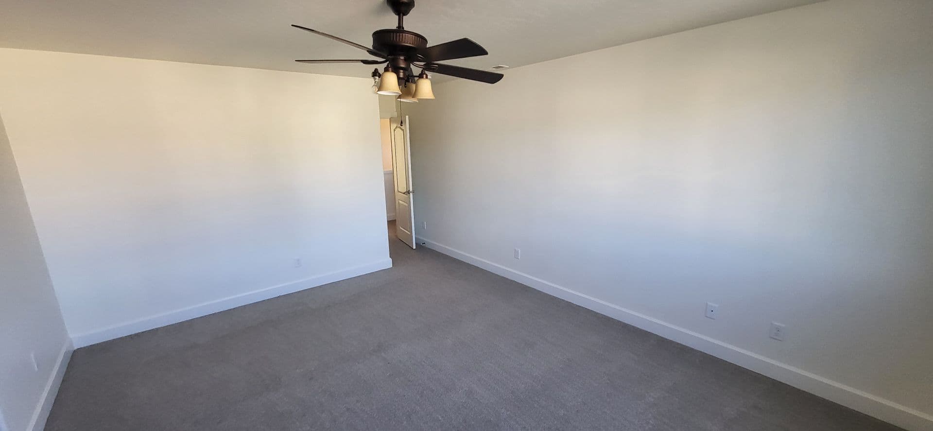 Bend Apartment: 21187 SE Kayla Ct