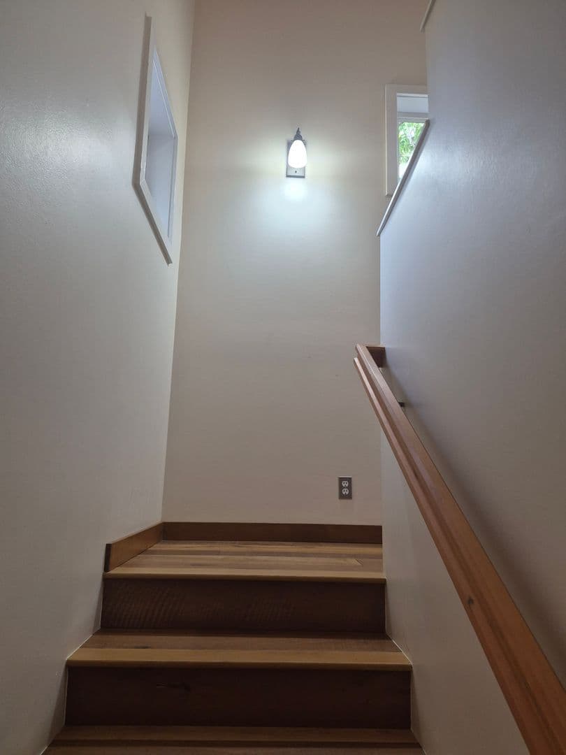 Bend Apartment: 1685 NW 4th Street