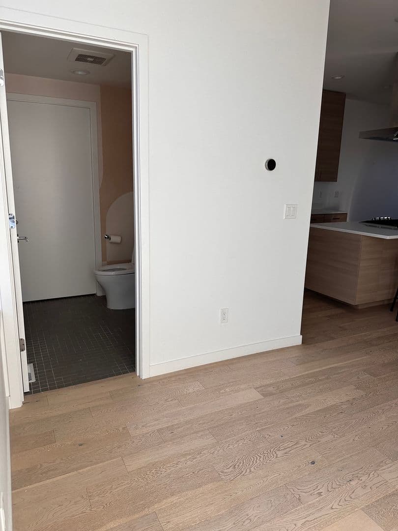 Bend Townhome: 55 SW Wall Street Unit 16