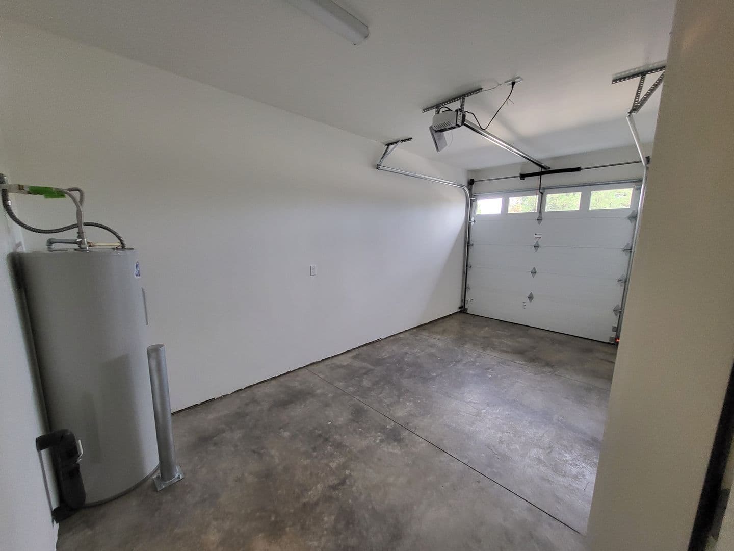 Bend Apartment: 61570 Lucia Street