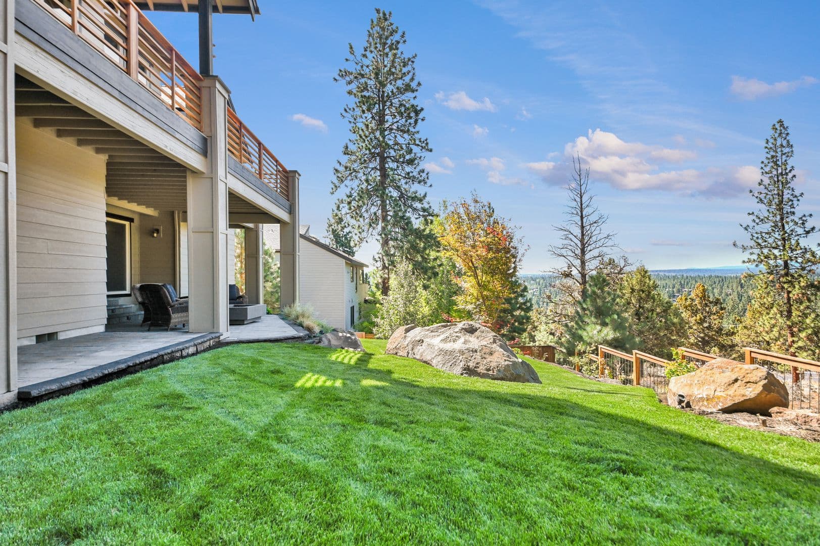 Bend House: 2095 NW Cascade View Dr.