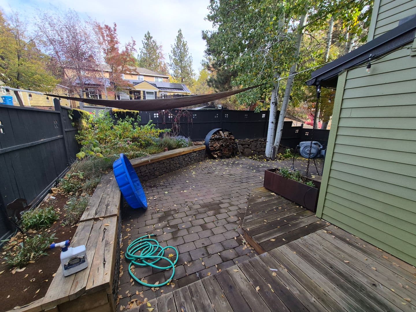 Bend Apartment: 1685 NW 4th Street