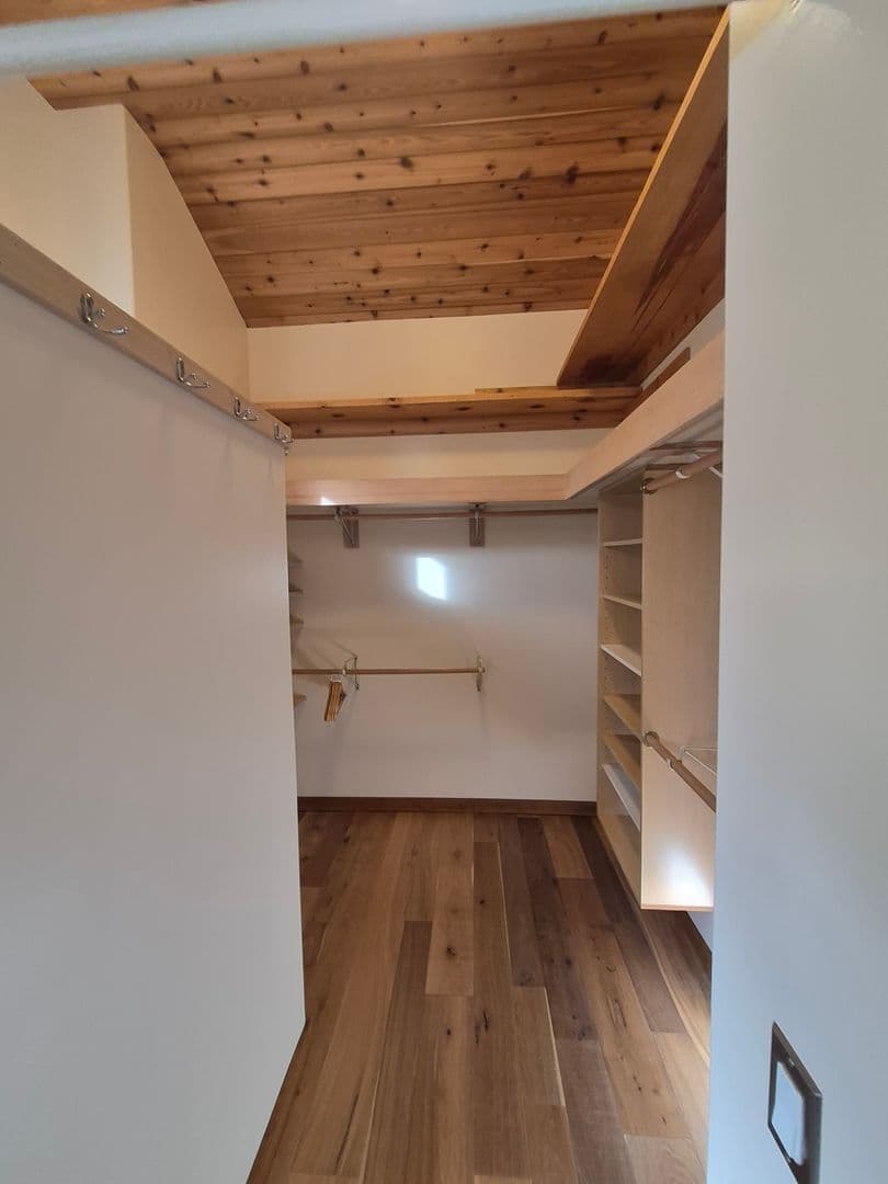 Bend Apartment: 1685 NW 4th Street