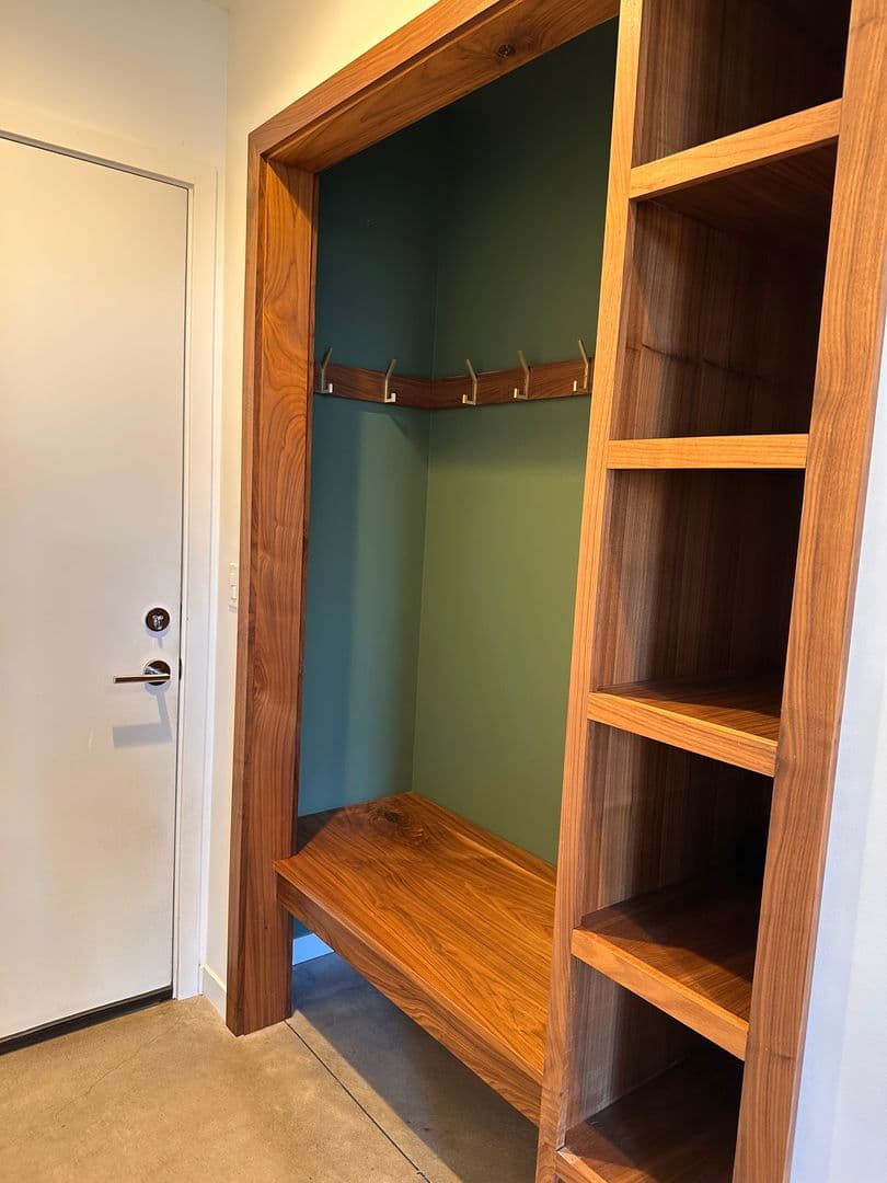 Bend Townhome: 55 SW Wall Street Unit 16