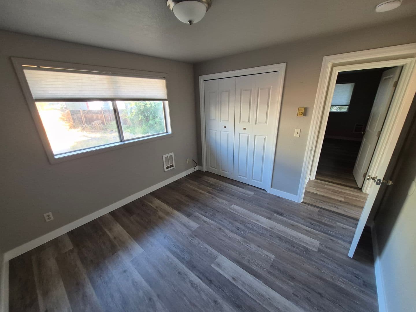 Redmond Apartment: 1841-1843 SW Canal Blvd