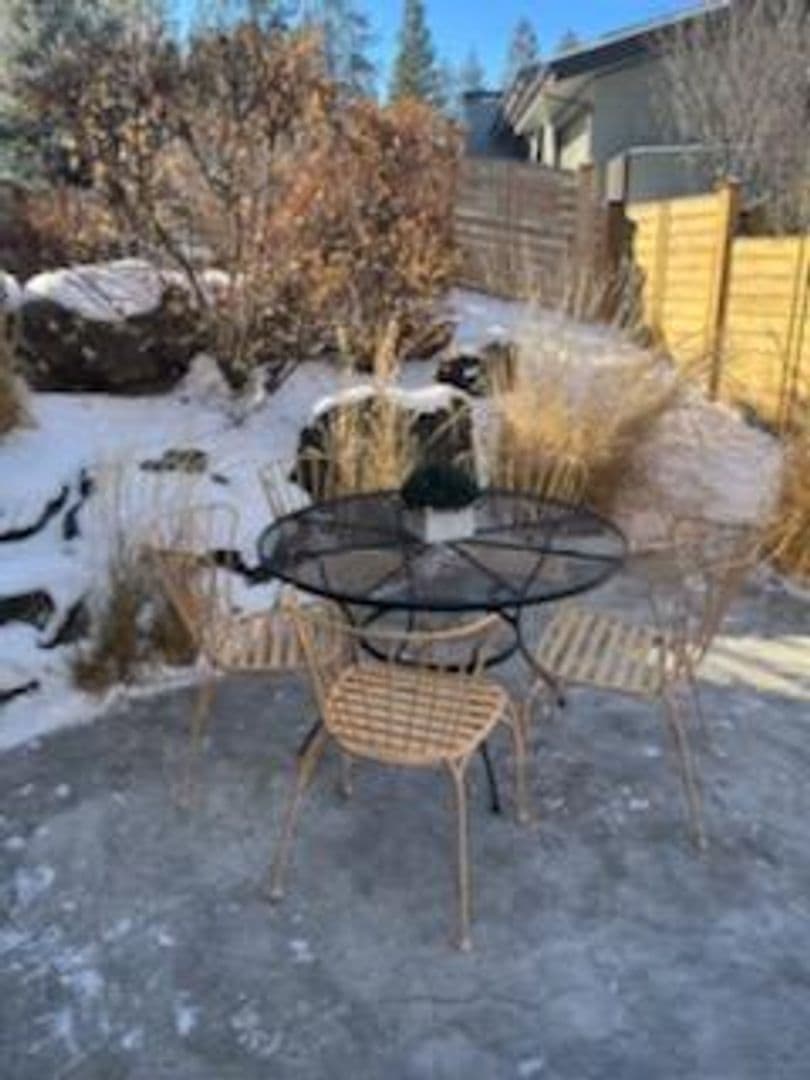 Bend House: 2397 NW DROUILLARD AVE