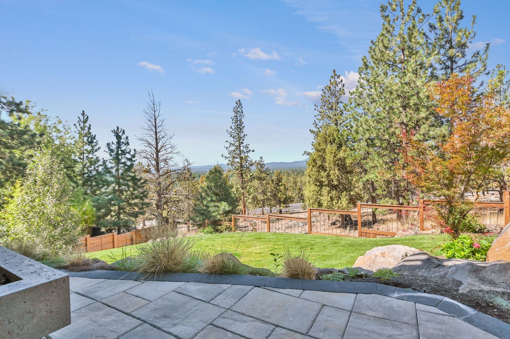 Bend House: 2095 NW Cascade View Dr.
