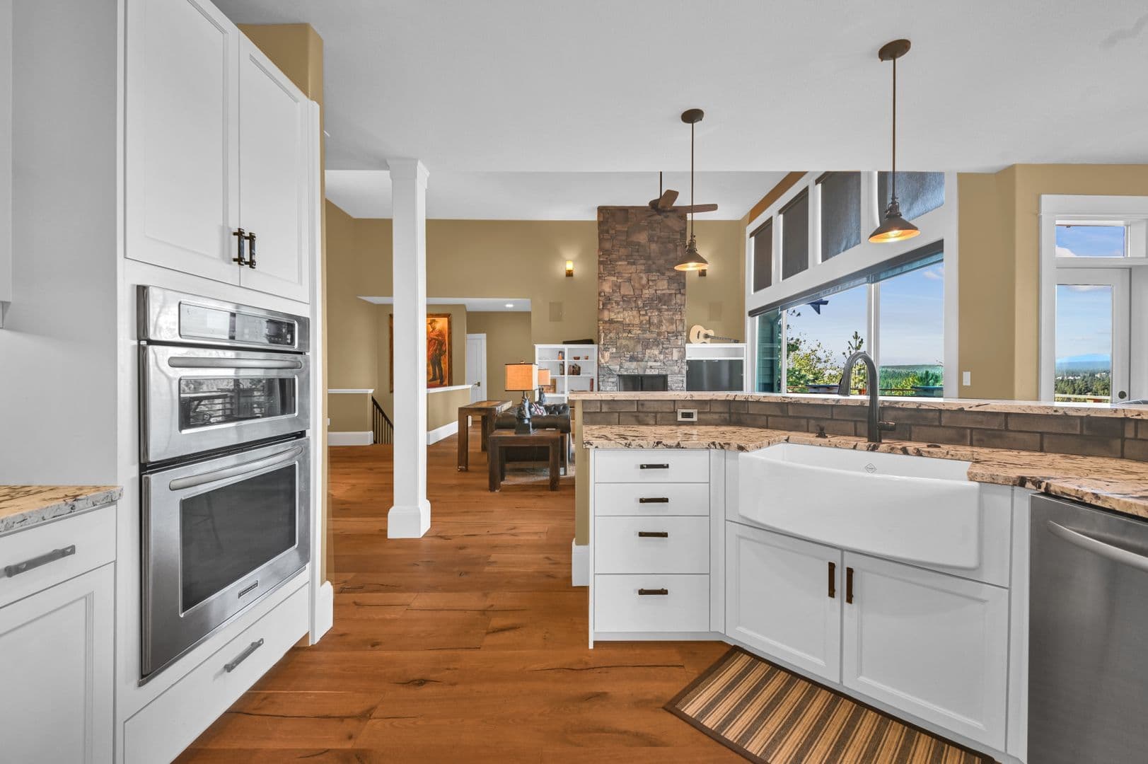 Bend House: 2095 NW Cascade View Dr.