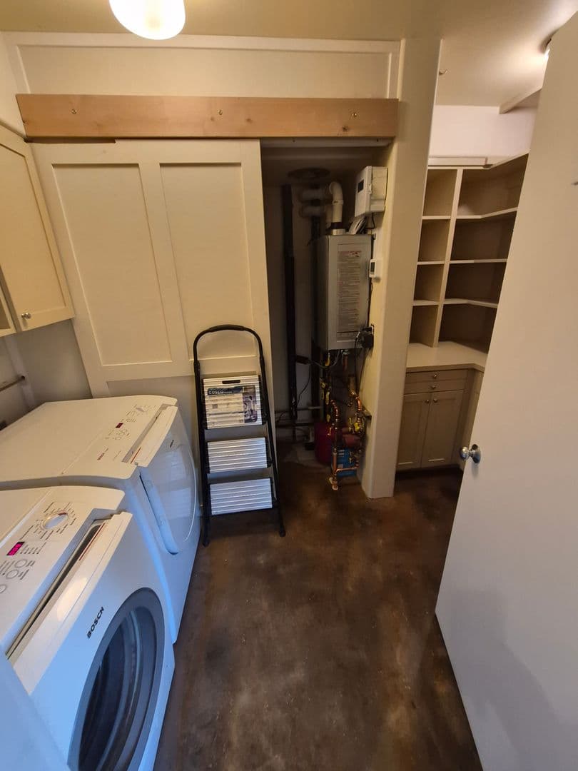 Bend Apartment: 1685 NW 4th Street