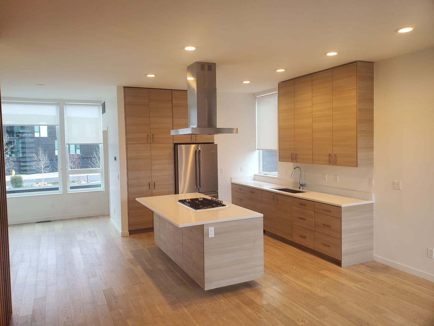 Bend Townhome: 55 SW Wall Street Unit 16
